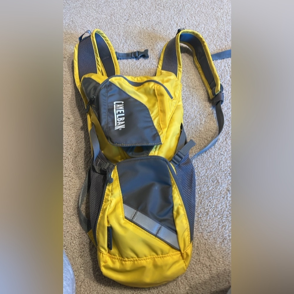CamelBak Rogue Light Backpack in Yellow and Gray